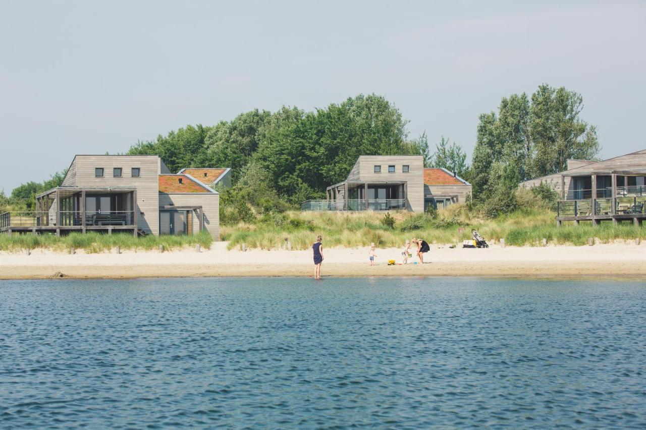 Oasis Punt-West Hotel & Beach Resort Ouddorp Exterior photo